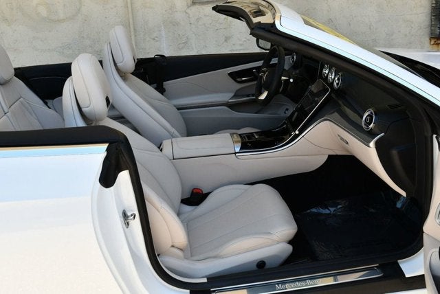 2025 Mercedes-Benz CLE 450 CLE 450 4MATIC® Cabriolet W/Navigation