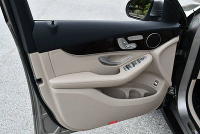 2022 Mercedes-Benz GLC 300 GLC 300 RWD 4-Door SUV W/Premium Lite Package