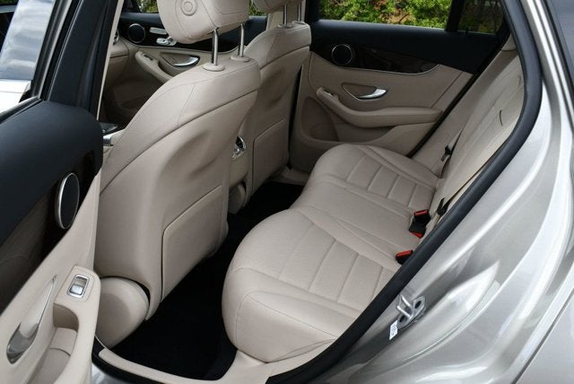 2022 Mercedes-Benz GLC 300 GLC 300 RWD 4-Door SUV W/Premium Lite Package