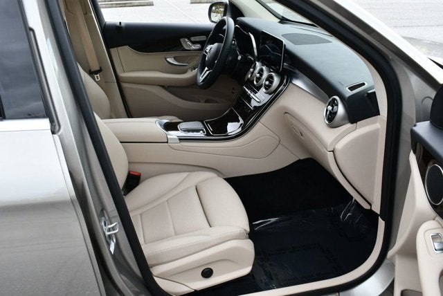 2022 Mercedes-Benz GLC 300 GLC 300 RWD 4-Door SUV W/Premium Lite Package