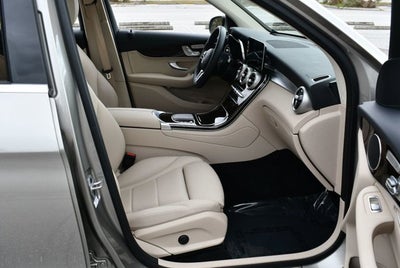 2022 Mercedes-Benz GLC 300 GLC 300 RWD 4-Door SUV W/Premium Lite Package