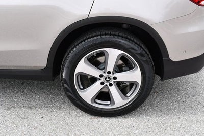 2022 Mercedes-Benz GLC 300 GLC 300 RWD 4-Door SUV W/Premium Lite Package