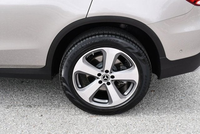 2022 Mercedes-Benz GLC 300 GLC 300 RWD 4-Door SUV W/Premium Lite Package