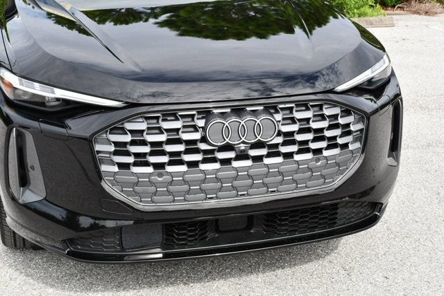 2025 Audi Q5 Prestige 2.0 TFSI quattro W/20" Wheel Package
