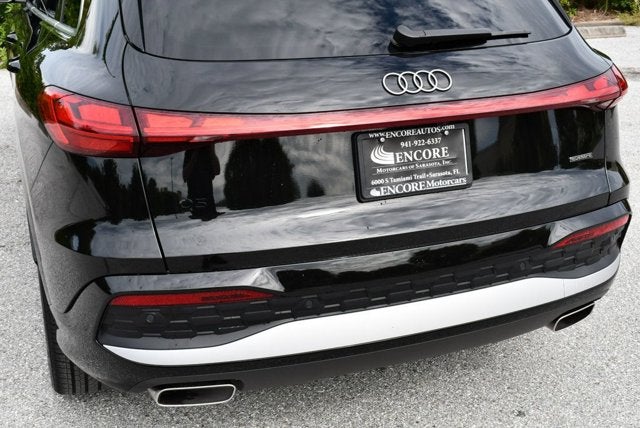 2025 Audi Q5 Prestige 2.0 TFSI quattro W/20" Wheel Package