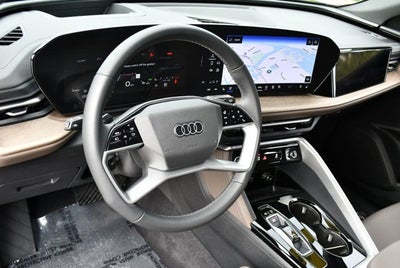 2025 Audi Q5 Prestige 2.0 TFSI quattro W/20" Wheel Package