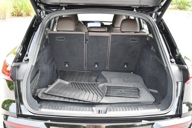 2025 Audi Q5 Prestige 2.0 TFSI quattro W/20" Wheel Package