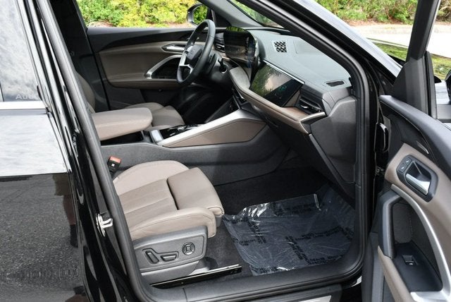 2025 Audi Q5 Prestige 2.0 TFSI quattro W/20" Wheel Package