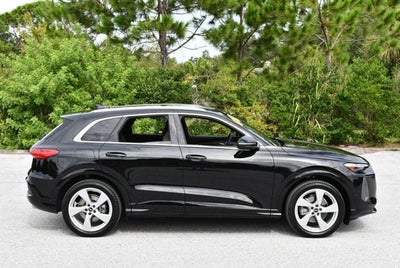 2025 Audi Q5 Prestige 2.0 TFSI quattro W/20" Wheel Package