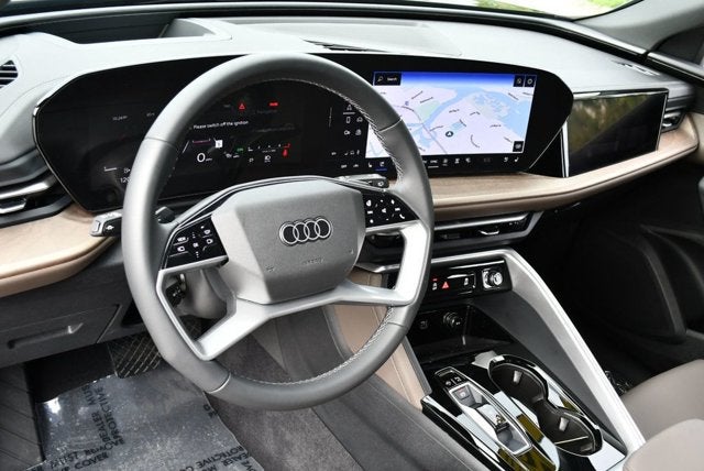 2025 Audi Q5 Prestige 2.0 TFSI quattro W/20" Wheel Package