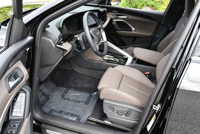 2025 Audi Q5 Prestige 2.0 TFSI quattro W/20" Wheel Package