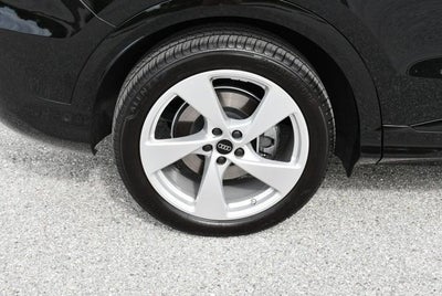 2025 Audi Q5 Prestige 2.0 TFSI quattro W/20" Wheel Package