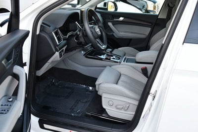 2021 Audi Q5 Premium Plus 55 TFSI e quattro W/Navigation & Warm Weather Pkg