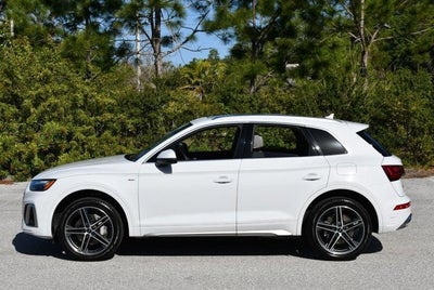 2021 Audi Q5 Premium Plus 55 TFSI e quattro W/Navigation & Warm Weather Pkg