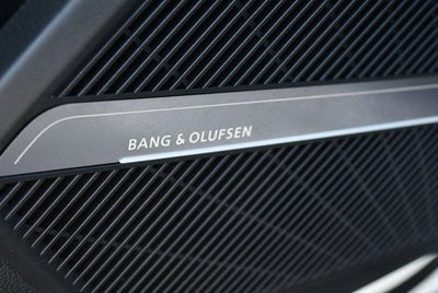 2021 Audi Q5 Premium Plus 55 TFSI e quattro W/Navigation & Warm Weather Pkg