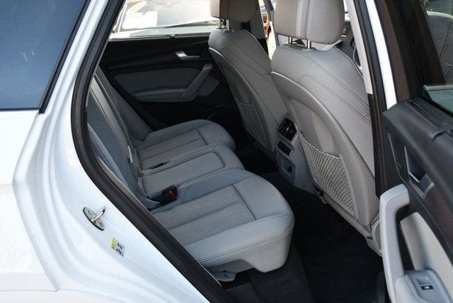 2021 Audi Q5 Premium Plus 55 TFSI e quattro W/Navigation & Warm Weather Pkg