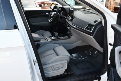 2021 Audi Q5 Premium Plus 55 TFSI e quattro W/Navigation & Warm Weather Pkg