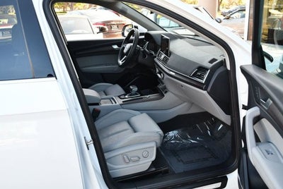 2021 Audi Q5 Premium Plus 55 TFSI e quattro W/Navigation & Warm Weather Pkg