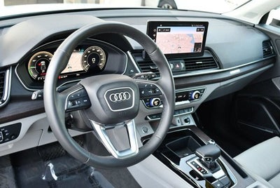 2021 Audi Q5 Premium Plus 55 TFSI e quattro W/Navigation & Warm Weather Pkg