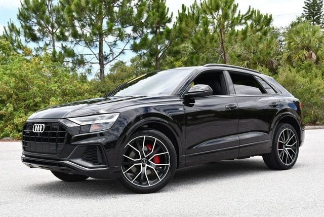 2020 Audi Q8 Premium Plus 55 TFSI quattro W/ S Line Plus Package
