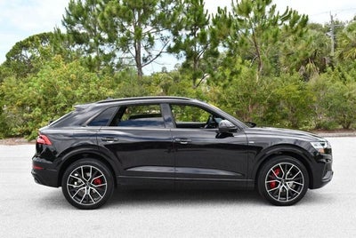 2020 Audi Q8 Premium Plus 55 TFSI quattro W/ S Line Plus Package