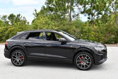 2020 Audi Q8 Premium Plus 55 TFSI quattro W/ S Line Plus Package