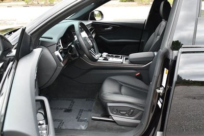 2020 Audi Q8 Premium Plus 55 TFSI quattro W/ S Line Plus Package