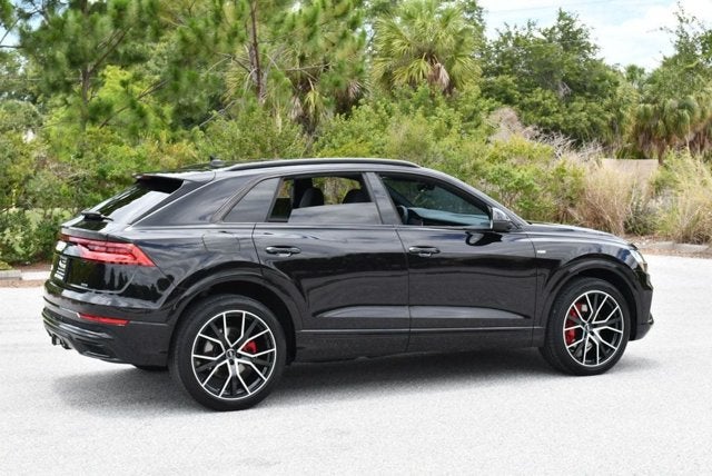 2020 Audi Q8 Premium Plus 55 TFSI quattro W/ S Line Plus Package