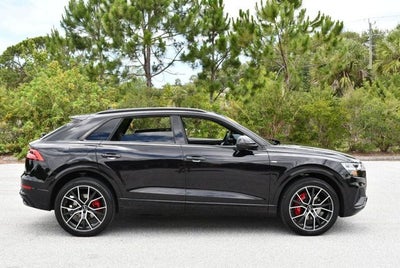 2020 Audi Q8 Premium Plus 55 TFSI quattro W/ S Line Plus Package