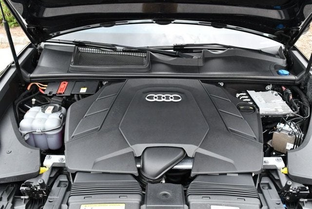 2020 Audi Q8 Premium Plus 55 TFSI quattro W/ S Line Plus Package