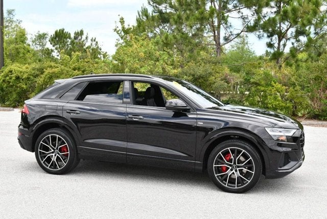 2020 Audi Q8 Premium Plus 55 TFSI quattro W/ S Line Plus Package