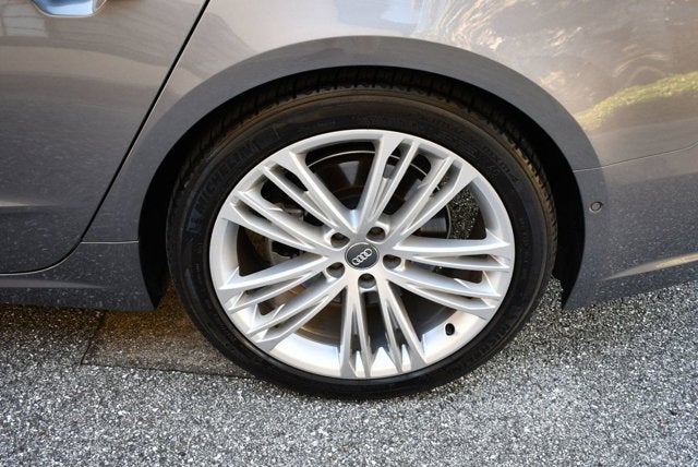 2019 Audi A7 Prestige 55 TFSI quattro W/Navigation & Head Up Display