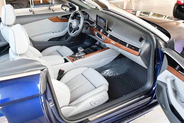 2020 Audi A5 Cabriolet Premium Plus 2.0 TFSI quattro W/Navigation & Luxury Packages