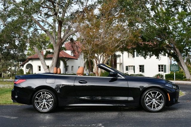 2022 BMW 4 Series 430i Convertible W/Convenience Package