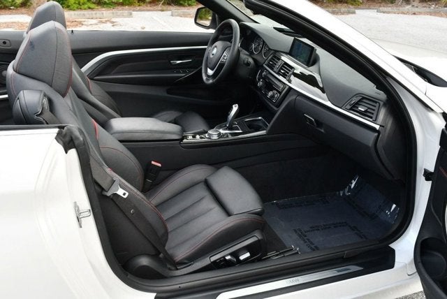 2016 BMW 4 Series 435i RWD Convertible W/Technology & Driver Assistance Packages