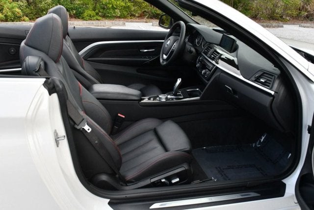 2016 BMW 4 Series 435i RWD Convertible W/Technology & Driver Assistance Packages