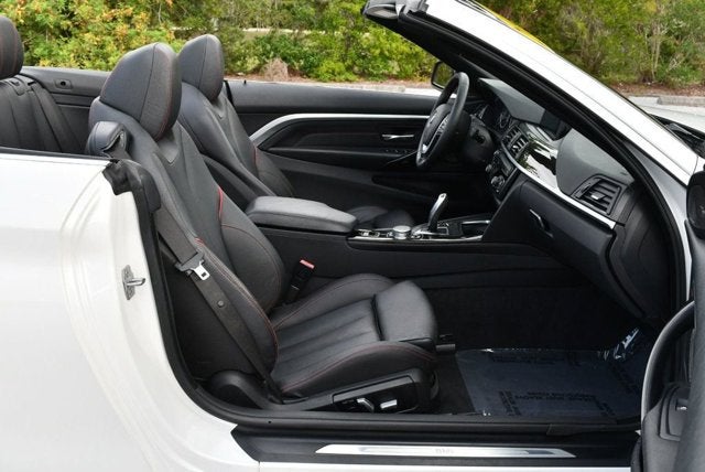 2016 BMW 4 Series 435i RWD Convertible W/Technology & Driver Assistance Packages
