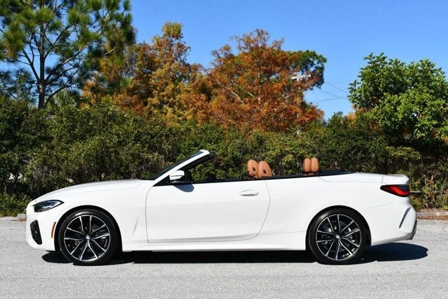 2023 BMW 4 Series 430i xDrive Convertible W/M Sport and Premium Packages