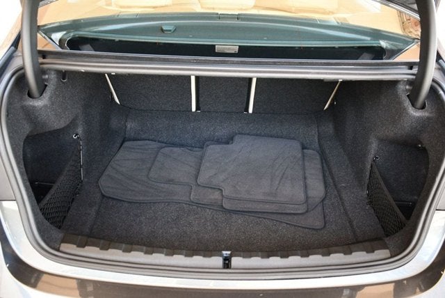 2020 BMW 3 Series 330i 4-Door Sedan W/Premium and Luxury Packages