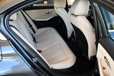 2020 BMW 3 Series 330i 4-Door Sedan W/Premium and Luxury Packages