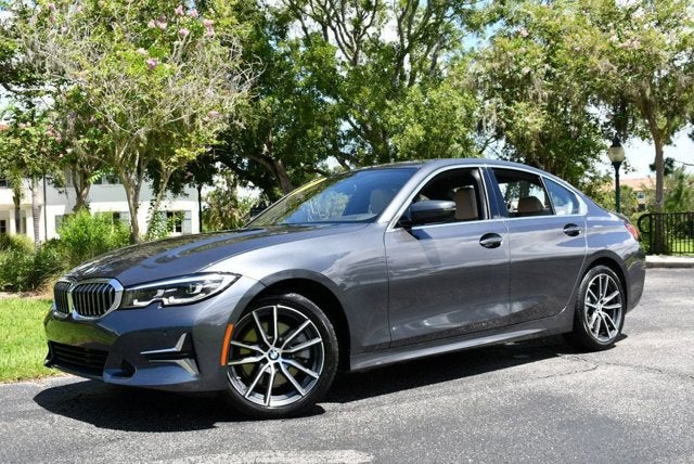 2020 BMW 3 Series 330i 4-Door Sedan W/Premium and Luxury Packages