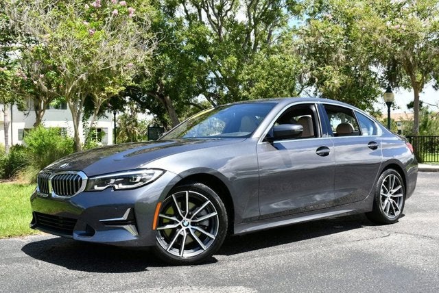 2020 BMW 3 Series 330i 4-Door Sedan W/Premium and Luxury Packages