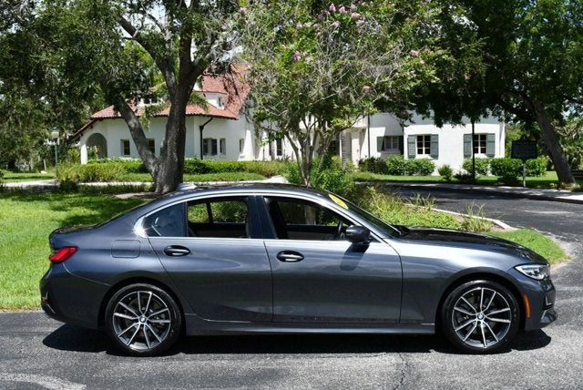 2020 BMW 3 Series 330i 4-Door Sedan W/Premium and Luxury Packages