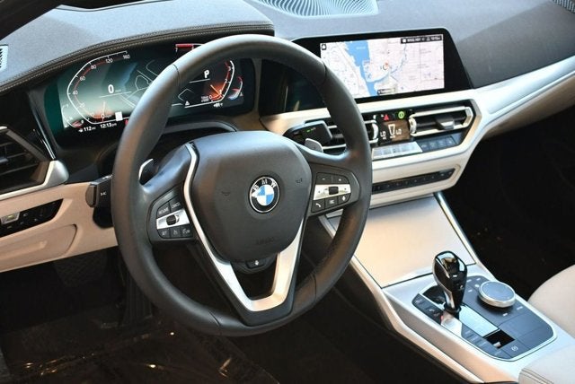 2020 BMW 3 Series 330i 4-Door Sedan W/Premium and Luxury Packages