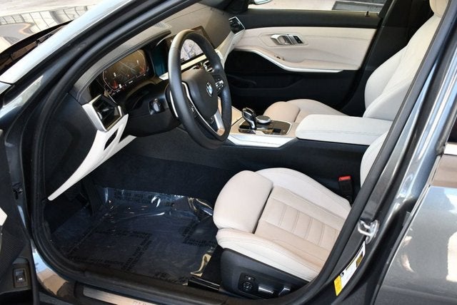 2020 BMW 3 Series 330i 4-Door Sedan W/Premium and Luxury Packages