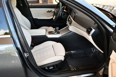2020 BMW 3 Series 330i 4-Door Sedan W/Premium and Luxury Packages