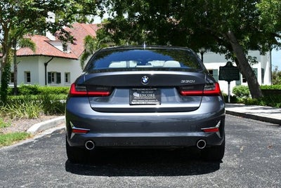 2020 BMW 3 Series 330i 4-Door Sedan W/Premium and Luxury Packages