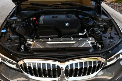 2020 BMW 3 Series 330i 4-Door Sedan W/Premium and Luxury Packages