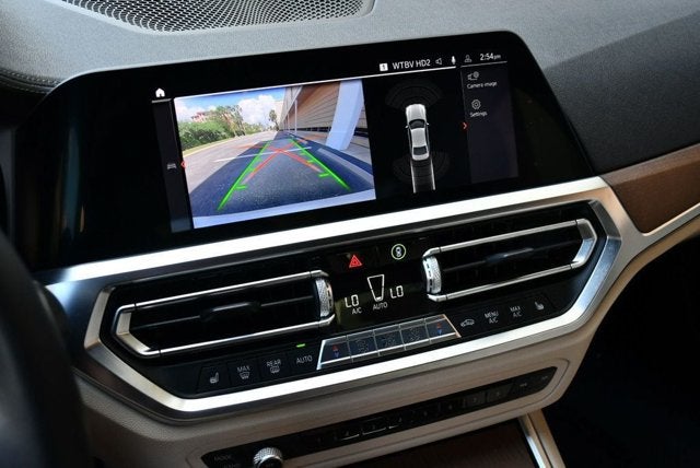 2019 BMW 3 Series 330i Sedan W/Luxury and Convenience Packages