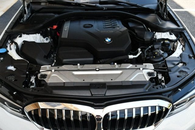 2019 BMW 3 Series 330i Sedan W/Luxury and Convenience Packages